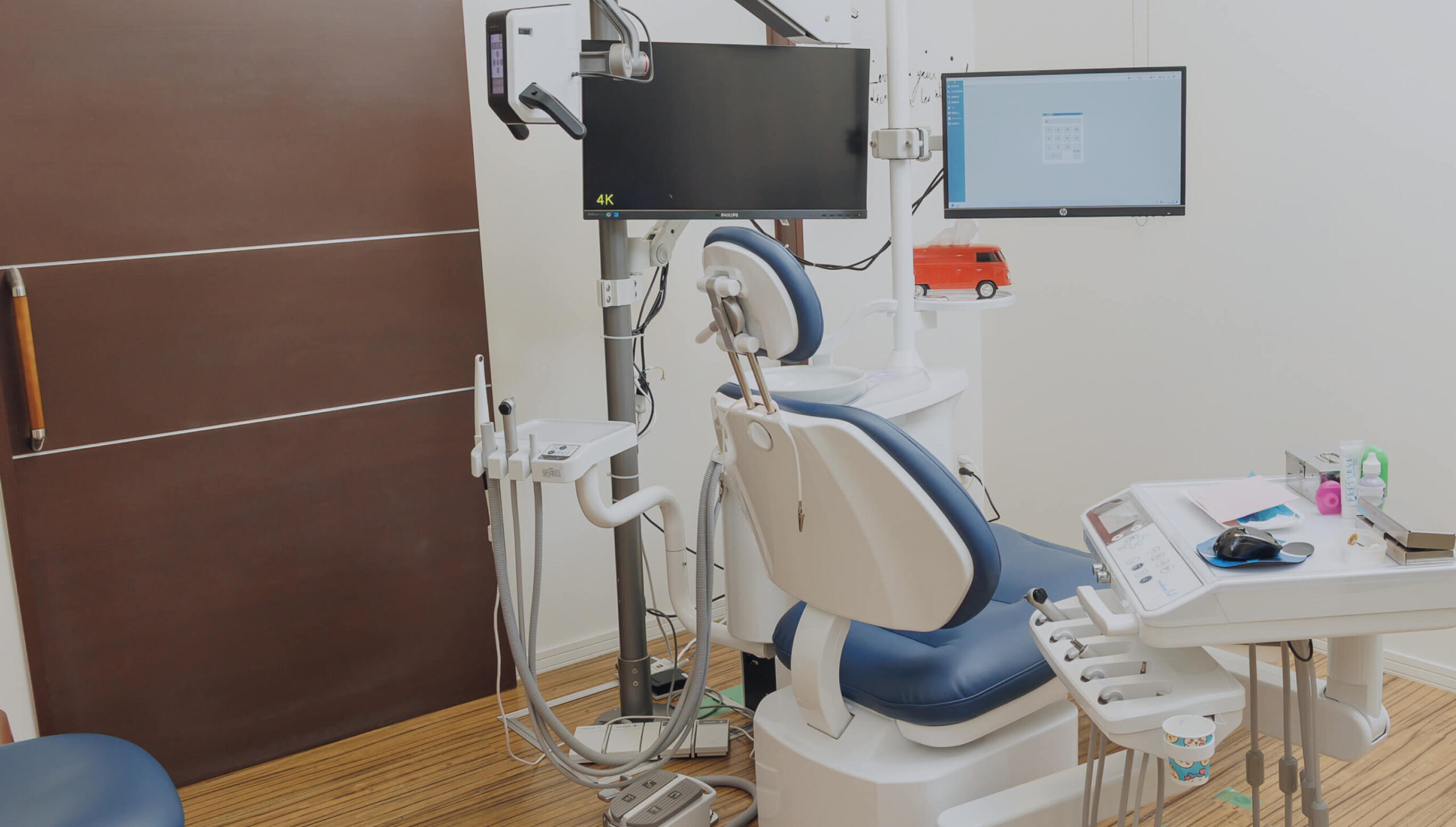 あなたに寄り添う、通いたくなる歯医者さん。あなたの声に耳を傾け、無理のない治療計画と通いやすい環境で、笑顔と歯の健康を見守っていきます。